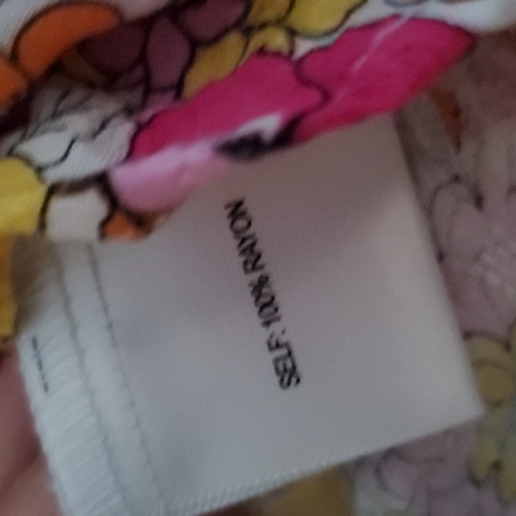 Retro Floral Top - Picture 6 of 7